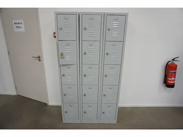 Manutan - lockerkast (2x) - afbeelding 1 van  4