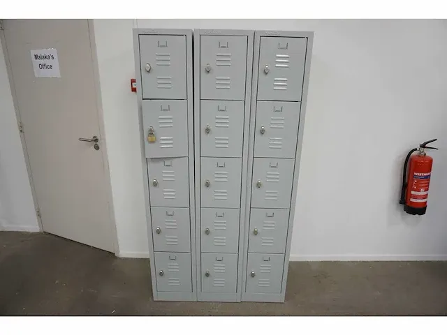 Manutan - lockerkast (3x) - afbeelding 1 van  4