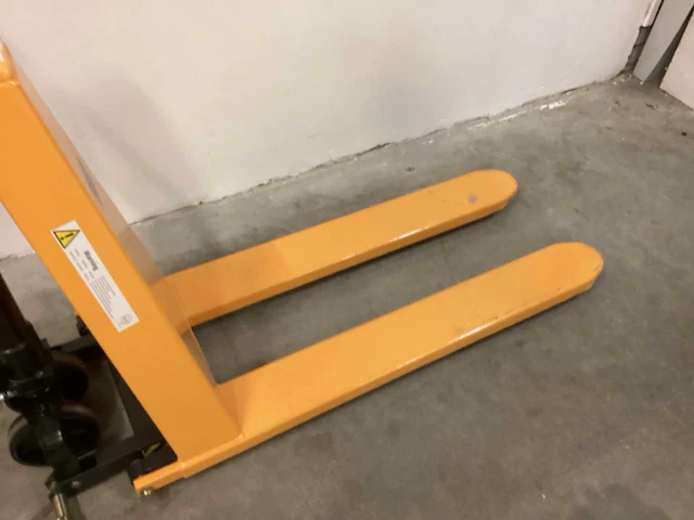 Manutan a170145 hand hydraulische palletwagen - afbeelding 5 van  5