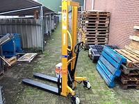 Manutan hand hydraulische palletwagen - afbeelding 1 van  7