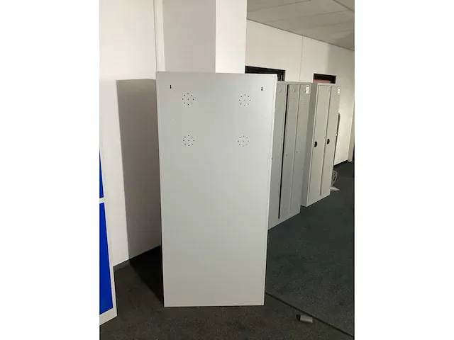 Manutan lockerkast - afbeelding 5 van  6