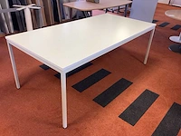 Manutan rechthoekige tafel - afbeelding 2 van  4