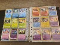 Map vol met (zeldzame) pokémonkaarten + gevulde pokémon tins - afbeelding 4 van  41