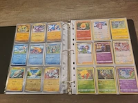 Map vol met (zeldzame) pokémonkaarten + gevulde pokémon tins - afbeelding 7 van  41