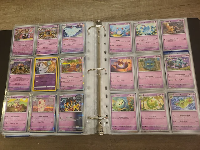 Map vol met (zeldzame) pokémonkaarten + gevulde pokémon tins - afbeelding 19 van  41