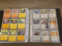 Map vol met (zeldzame) pokémonkaarten + gevulde pokémon tins - afbeelding 28 van  41