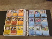Map vol met (zeldzame) pokémonkaarten + gevulde pokémon tins - afbeelding 33 van  41