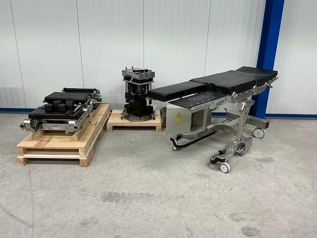 Maquet - operatietafel met zuil - afbeelding 1 van  6