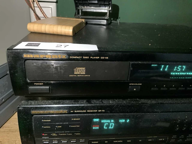 Marantz sr73 stereoinstallatie met speakers - afbeelding 2 van  9