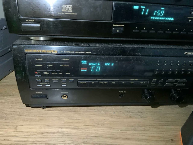Marantz sr73 stereoinstallatie met speakers - afbeelding 3 van  9