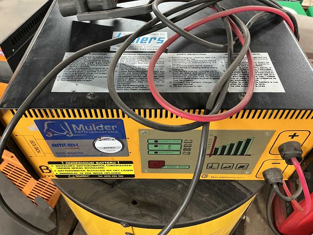 Marc elettronica - 24v 30a - acculaders - afbeelding 1 van  2