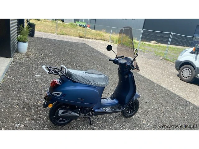 Marengo scooter matt blauw rijklaar zonder kilometers! helemaal compleet! - afbeelding 3 van  9