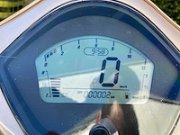 Marengo v-line exclusive scooter - afbeelding 6 van  7