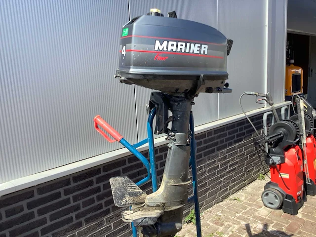 Mariner 4 buitenboordmotor - afbeelding 2 van  3