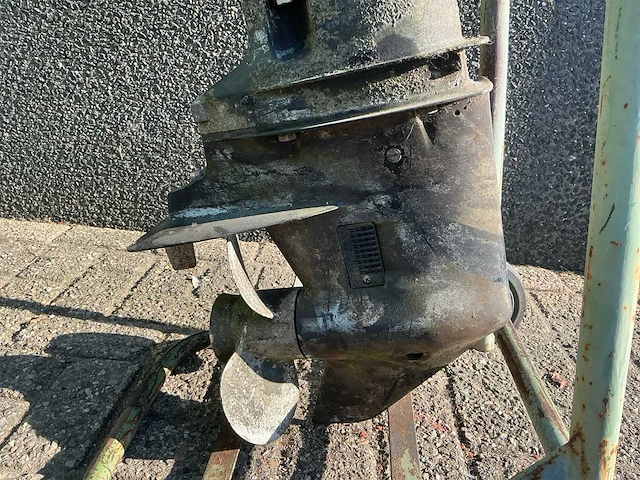 Mariner f15 buitenboordmotor 15pk - afbeelding 9 van  11