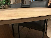 Mariu ovale eiken eetkamertafel - afbeelding 6 van  7