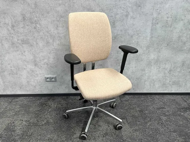 Markant - ergonomische bureaustoel - beige, zwart, chroom - afbeelding 1 van  10