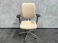 Markant - ergonomische bureaustoel - beige, zwart, chroom - afbeelding 3 van  10