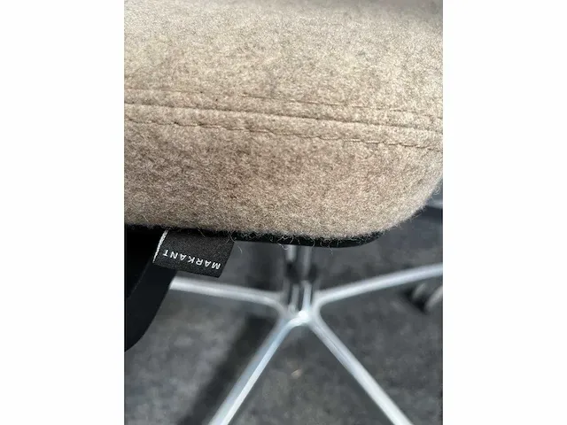 Markant - ergonomische bureaustoel - beige, zwart, chroom - afbeelding 8 van  10