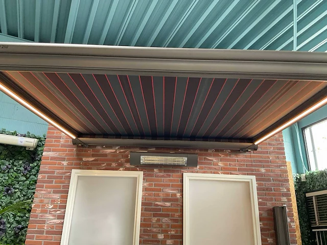 Markilux pergola 210 pergolazonwering - afbeelding 2 van  8