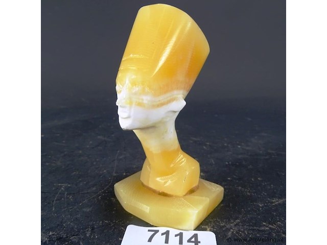 Marmeren buste egyptische koningin nefertiti - afbeelding 1 van  3