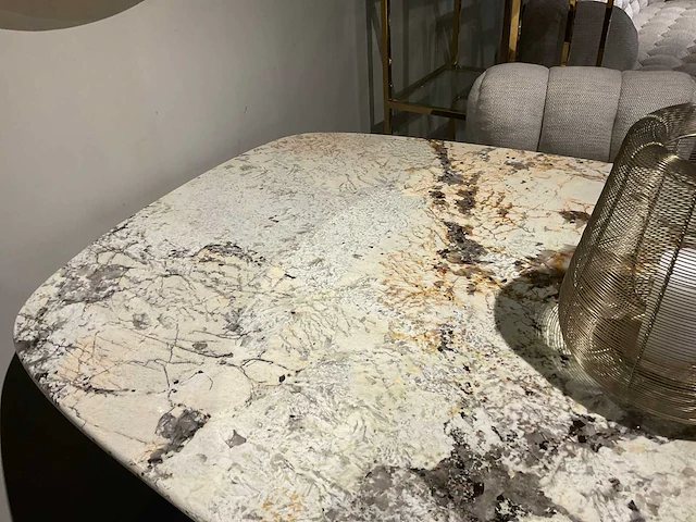 Marmeren eetkamertafel - afbeelding 8 van  13