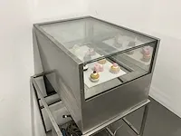 Marrone gekoelde gebaksvitrine - afbeelding 9 van  14