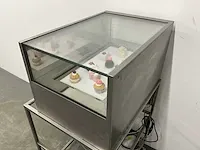 Marrone gekoelde gebaksvitrine - afbeelding 14 van  14