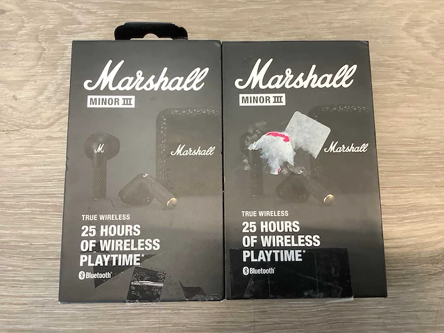 Marshall minor iii true wireless headphones - black - afbeelding 1 van  4