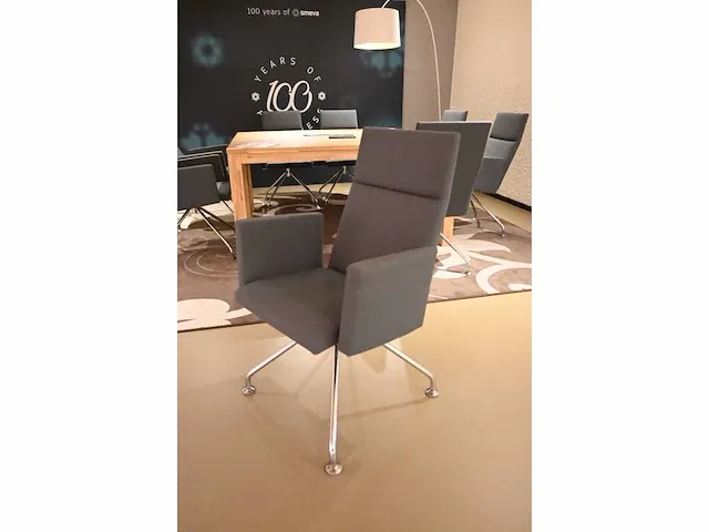 Martela - form - design vergader opstelling met 8 vergaderstoelen - afbeelding 4 van  8