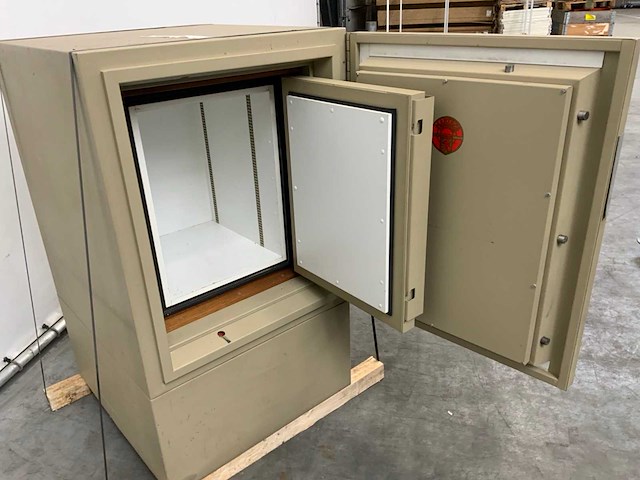 Martens kluis 790x900x1340mm - afbeelding 5 van  6