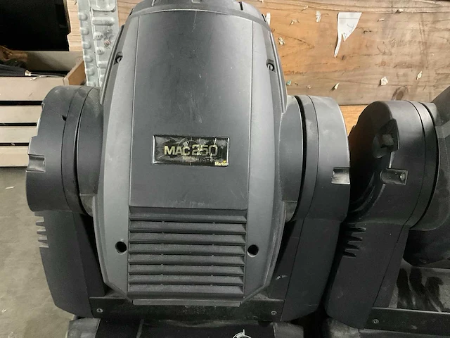 Martin mac 250 wash movinghead (2x) - afbeelding 4 van  10