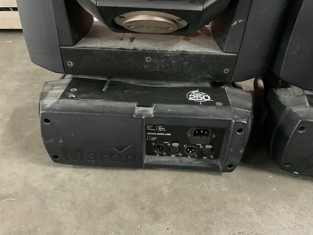 Martin mac 250 wash movinghead (2x) - afbeelding 6 van  10