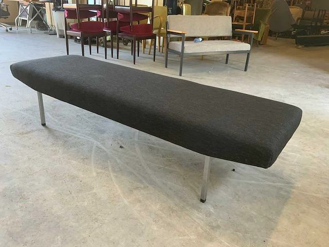 Martin visser daybed/bank in de vintage retro design stijl van martin visser bank - afbeelding 4 van  5