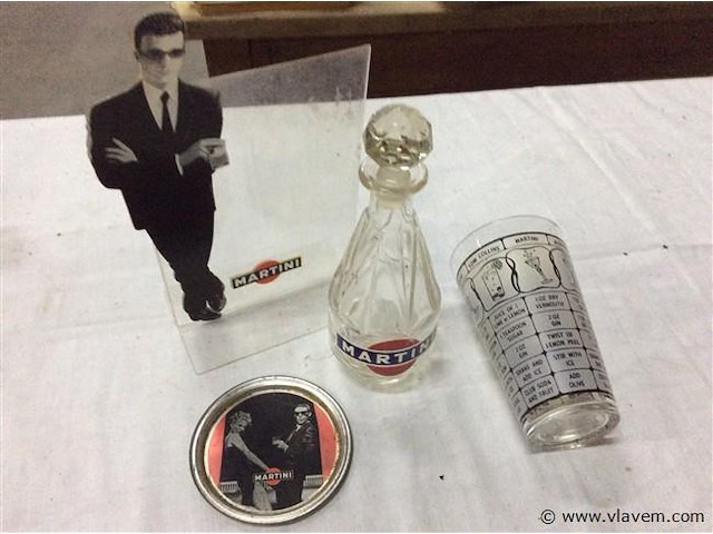 Martini items - afbeelding 1 van  3