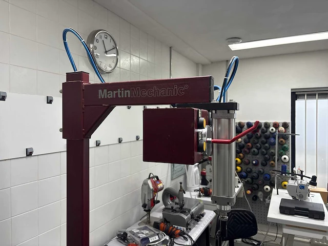 Martinmechanic knopenintrekmachine - afbeelding 10 van  13