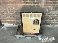 Martmann tebetron lader 24v 125a - afbeelding 1 van  3