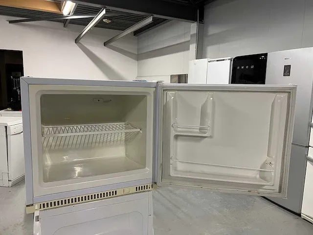 Marynen - marynen koelkast tafelmodel + hotelkamer koelkast tafelmodel - afbeelding 5 van  15