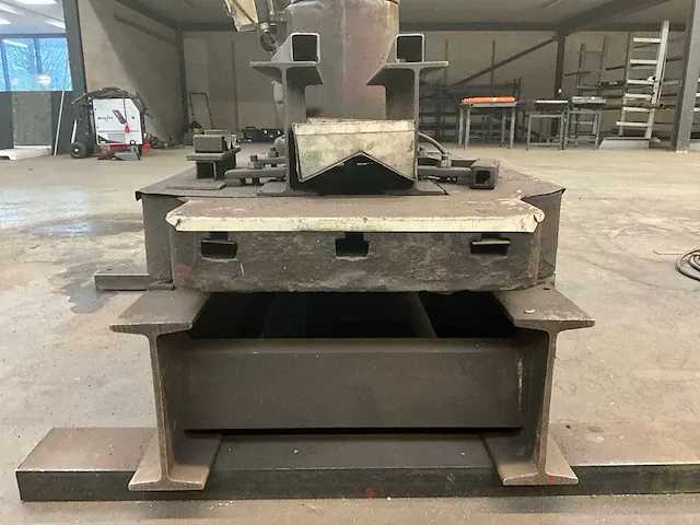 Mas vr2 radiaalboormachine - afbeelding 8 van  16