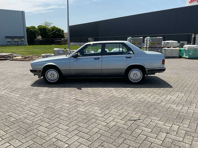 Maserati - 1989 - 430-serie - personenauto - afbeelding 29 van  34
