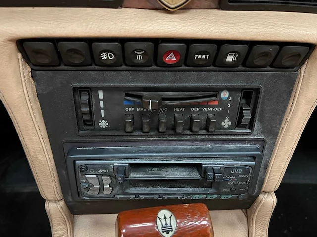 Maserati - biturbo - 2.5 spyder - oldtimer - afbeelding 15 van  45