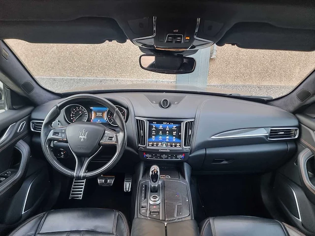 Maserati - levante - 3.0 v6 d awd - personenauto - afbeelding 11 van  27