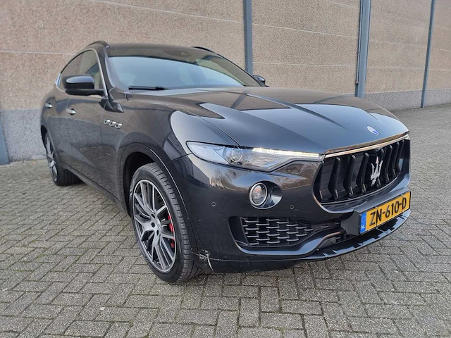 Maserati - levante - 3.0 v6 d awd - personenauto - afbeelding 26 van  27
