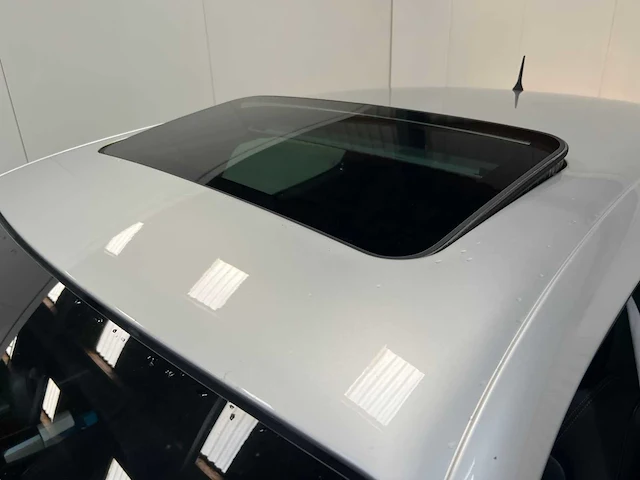 Maserati - quattroporte - youngtimer > 15 - 2005 - afbeelding 2 van  39