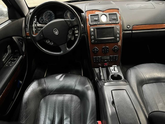 Maserati - quattroporte - youngtimer > 15 - 2005 - afbeelding 13 van  39