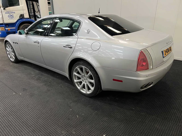 Maserati - quattroporte - youngtimer > 15 - 2005 - afbeelding 23 van  39