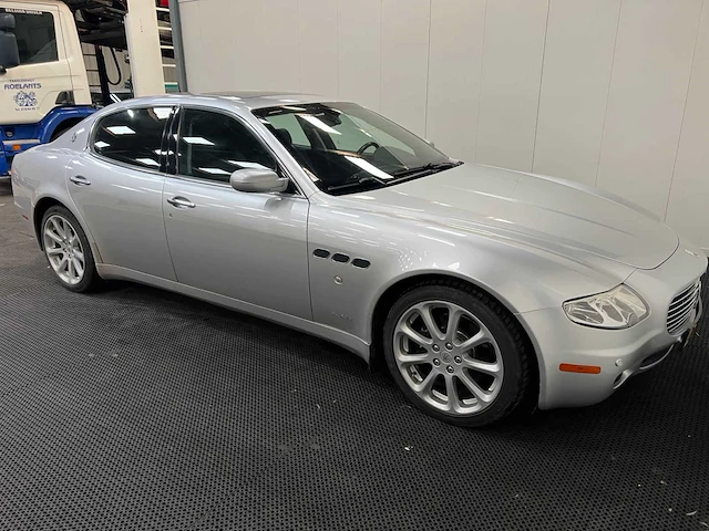 Maserati - quattroporte - youngtimer > 15 - 2005 - afbeelding 34 van  39