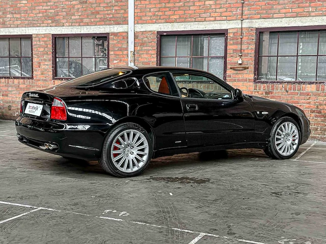Maserati coupé cambiocorsa 4200 gt 4.2 v8 390pk 2004 youngtimer - afbeelding 4 van  33