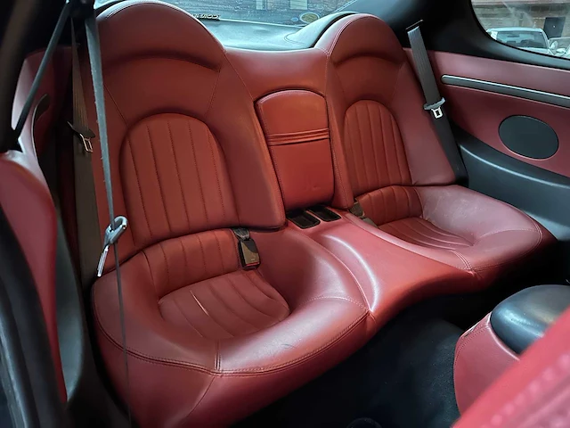 Maserati coupé cambiocorsa 4200 gt 4.2 v8 390pk 2004 youngtimer - afbeelding 22 van  33