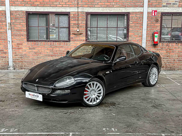 Maserati coupé cambiocorsa 4200 gt 4.2 v8 390pk 2004 youngtimer - afbeelding 28 van  33